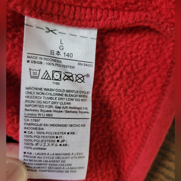 Boys Large Red Gap Vest - Picture 5 of 5